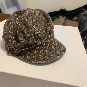 2 Hats (Fedora and Newsboy)